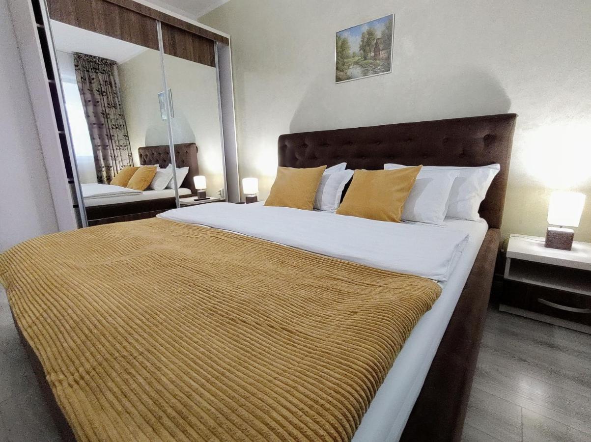 Simona Apartament Palas Mall 1 Iasi Esterno foto