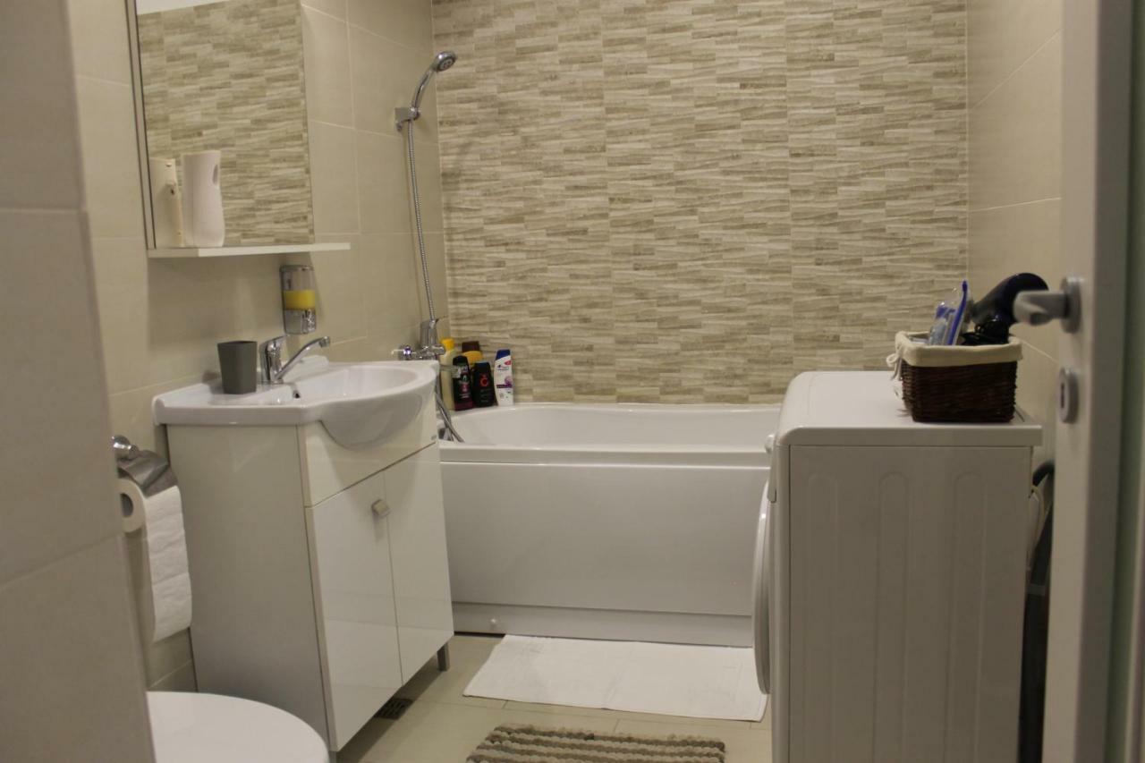 Simona Apartament Palas Mall 1 Iasi Esterno foto