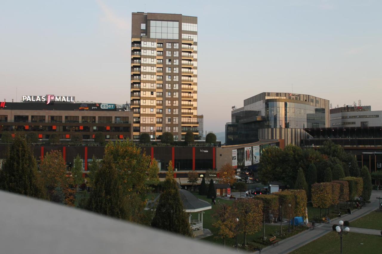 Simona Apartament Palas Mall 1 Iasi Esterno foto